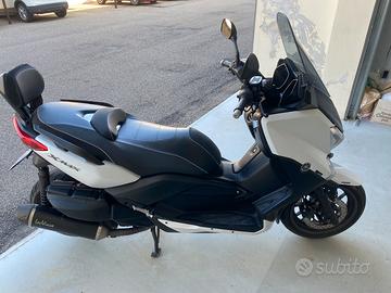 Yamaha Xmax 400