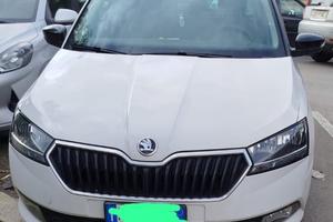 Skoda Fabia 1000 benzina