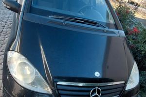 Mercedes-Benz A 160 - neopatentati