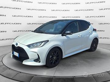 Toyota Yaris Hybrid Style MY22