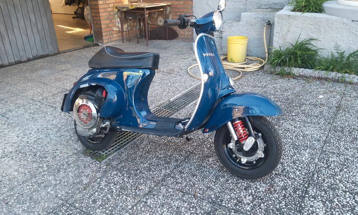 Piaggio Vespa 50 R (V5A1) - 1980