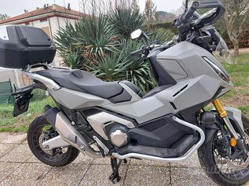 HONDA X-ADV 750 DCT Adventure Abs my21