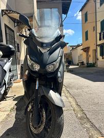 Yamaha XMAX 400 – 2017