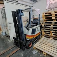 Oli lubrificanti, muletto e arredi