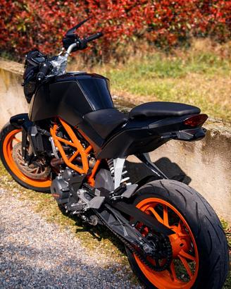 KTM Duke 390