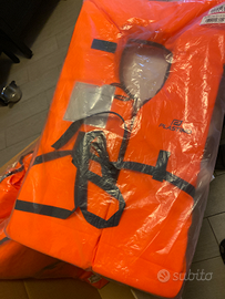 4 giubbotti salvagente nuovi