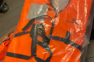 4 giubbotti salvagente nuovi