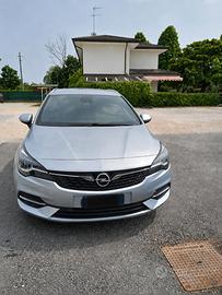 Opel Astra Sports Tourer+ Automatica