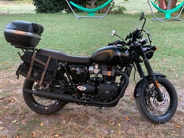 TRIUMPH BONNEVILLE T120 BLACK