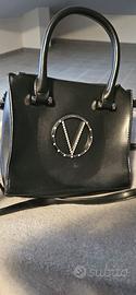 borsa valentino colore nero ecopelle moda chic