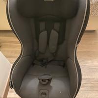 Seggiolino per auto