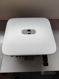 Inverter ibrido trifase