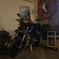 Ducati v4S streetfighter anno 2021