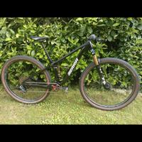 29  Full 2 tg S tutta kashima 
Anche Senza ruote 

