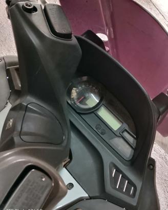 Kymco 400