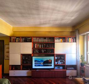 Parete attrezzata soggiorno e libreria