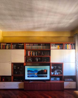 Parete attrezzata soggiorno e libreria