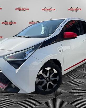 Toyota Aygo 1.0 VVT-i x-play MMT Automatica! ...