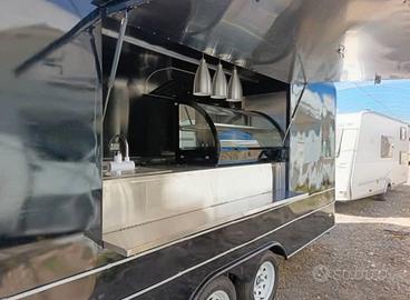 FOOD TRUCK NUOVO – MAI UTILIZZATO – ATTREZZATO