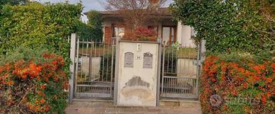 Villa a Carvico
