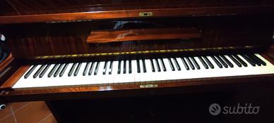 pianoforte petrof