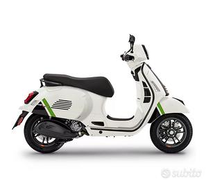 ADESIVI VERDE NERO VESPA 125 250 300 GTS SUPER AUF