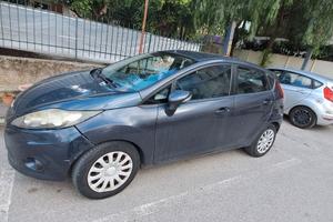  Ford Fiesta 2010 1,4 cc BENZ +  GPL