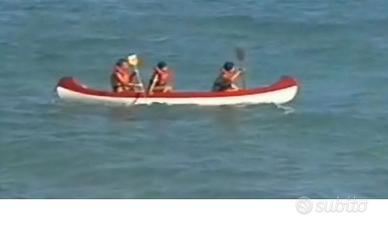 Canoa tipo canadese