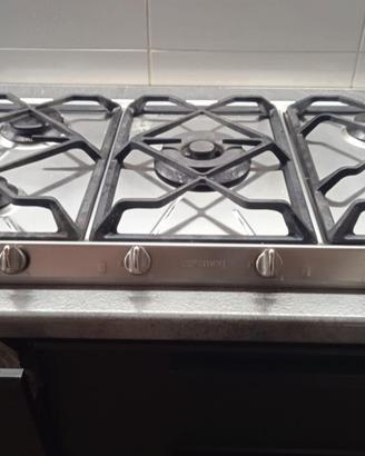 Cucina completa di elettrodomestici