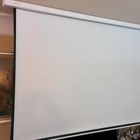 ESMART schermo motorizzato professionale