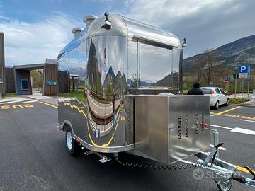 Street food trailer airstream concept