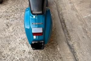 Vespa 50 special