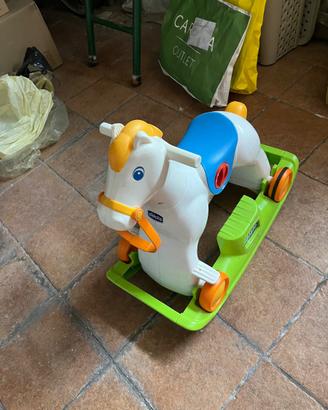 Cavallo dondolo Chicco