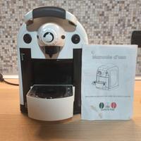 Macchina da caffè a capsule Made in Italy – comple