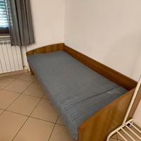 Letto singolo in legno + materasso