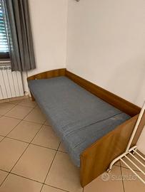 Letto singolo in legno + materasso