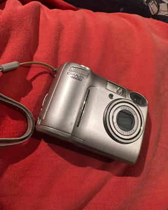 Nikon Coolpix 4600