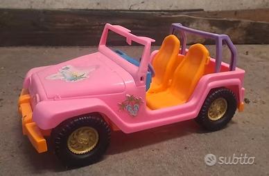 Jeep giocattolo Barbie