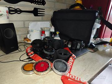 Canon T70 REFLEX ANALOGICA+CORREDO COMPLETO 