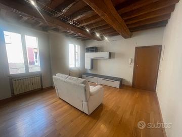 Centro Storico appartamento arredato