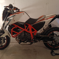 Ktm Duke 690