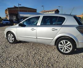 Opel Astra 1.7 CDTI 110CV 5 porte Enjoy