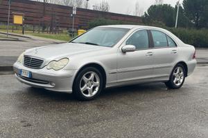 Mercedes-benz C 220 CDI cat Avantgarde 210.000km 2