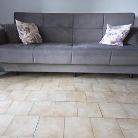 divano letto tre posti 1 anno e mezzo di vita