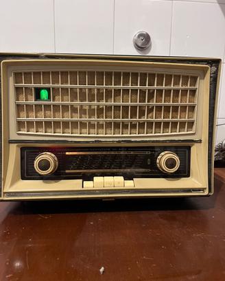 Radio magnadyne MD 6002