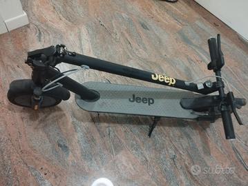 Monopattino Elettrico Jeep Jaf a.s.