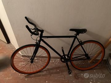 Bicicletta a scatto fisso