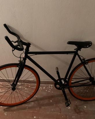 Bicicletta a scatto fisso