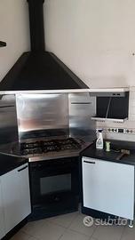 cucina fuochi, forno e cappa