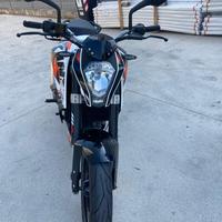 Ktm duke 125 abs